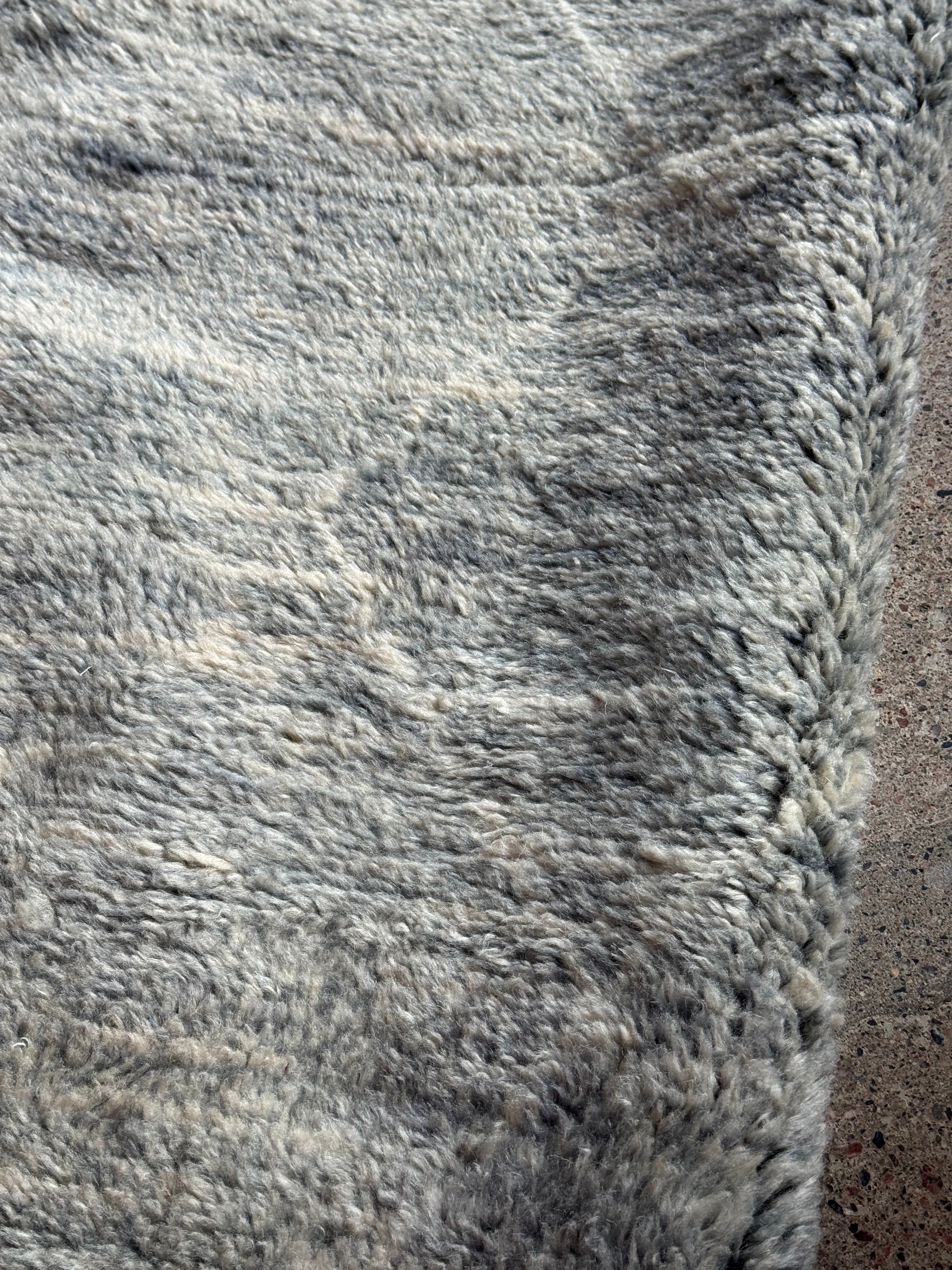 Moroccan Mrirt Rug 215x170cm