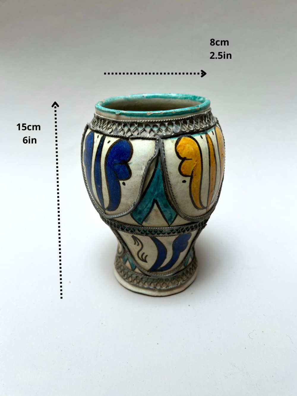 Keraaminen antiikkipurkki