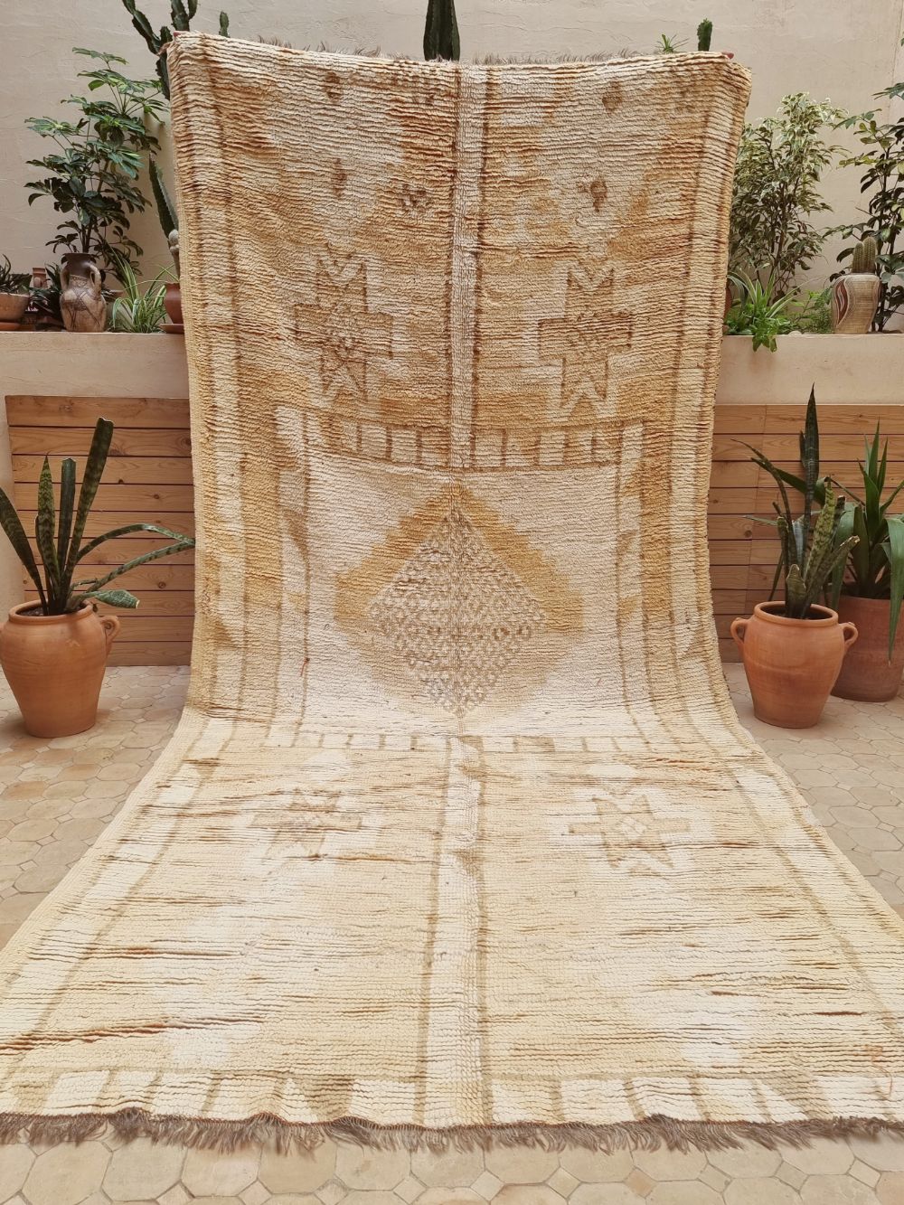 Moroccan Vintage Boujaad Rug 330x160cm