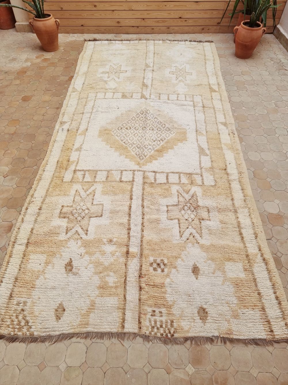 Moroccan Vintage Boujaad Rug 330x160cm