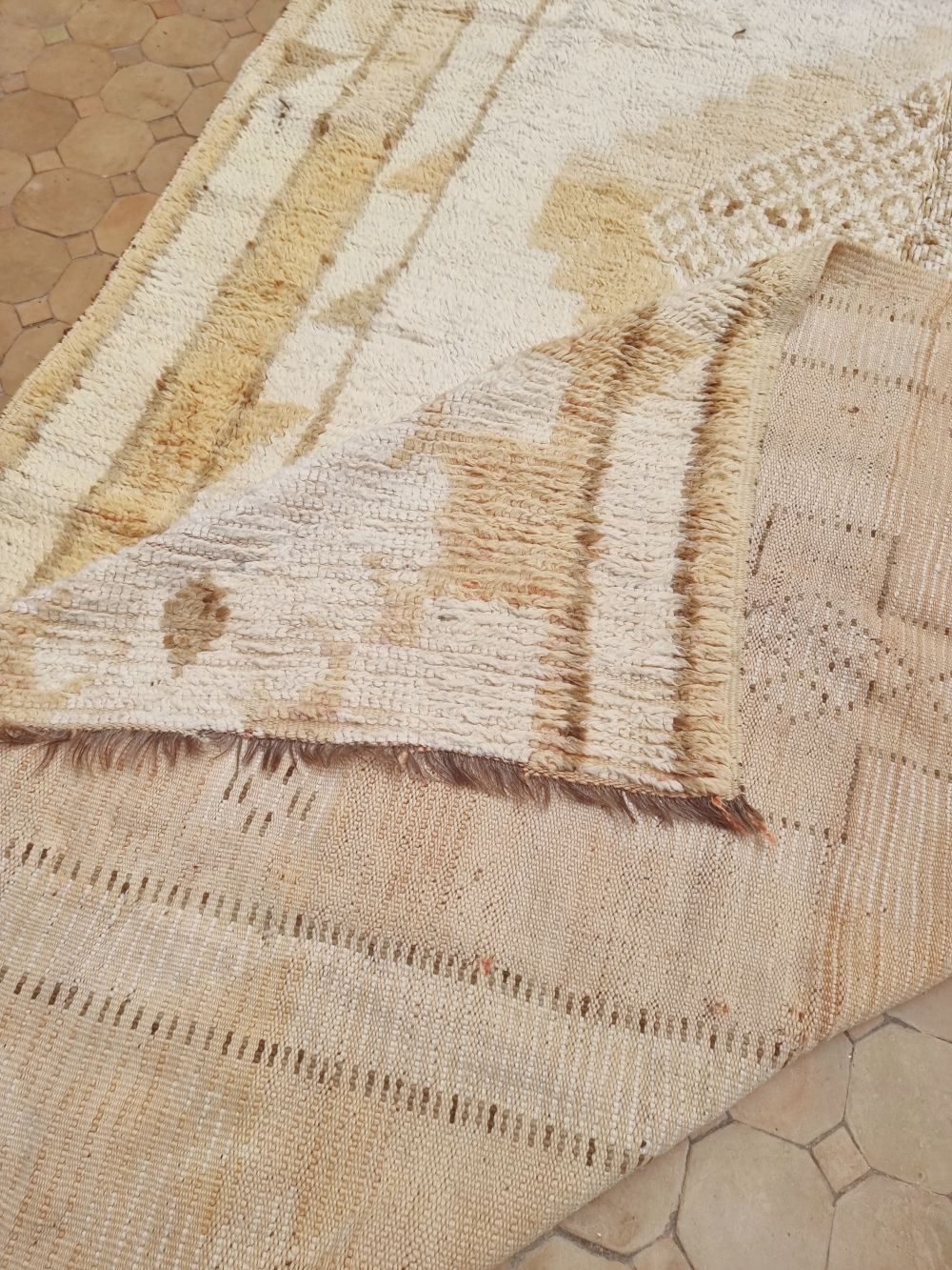 Moroccan Vintage Boujaad Rug 330x160cm