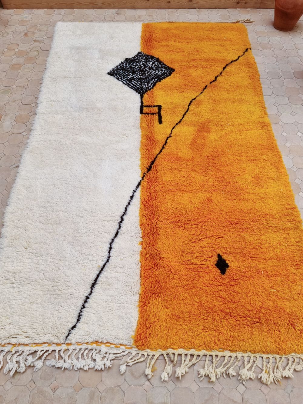 Marokkolainen Hanzo-matto 275x160cm