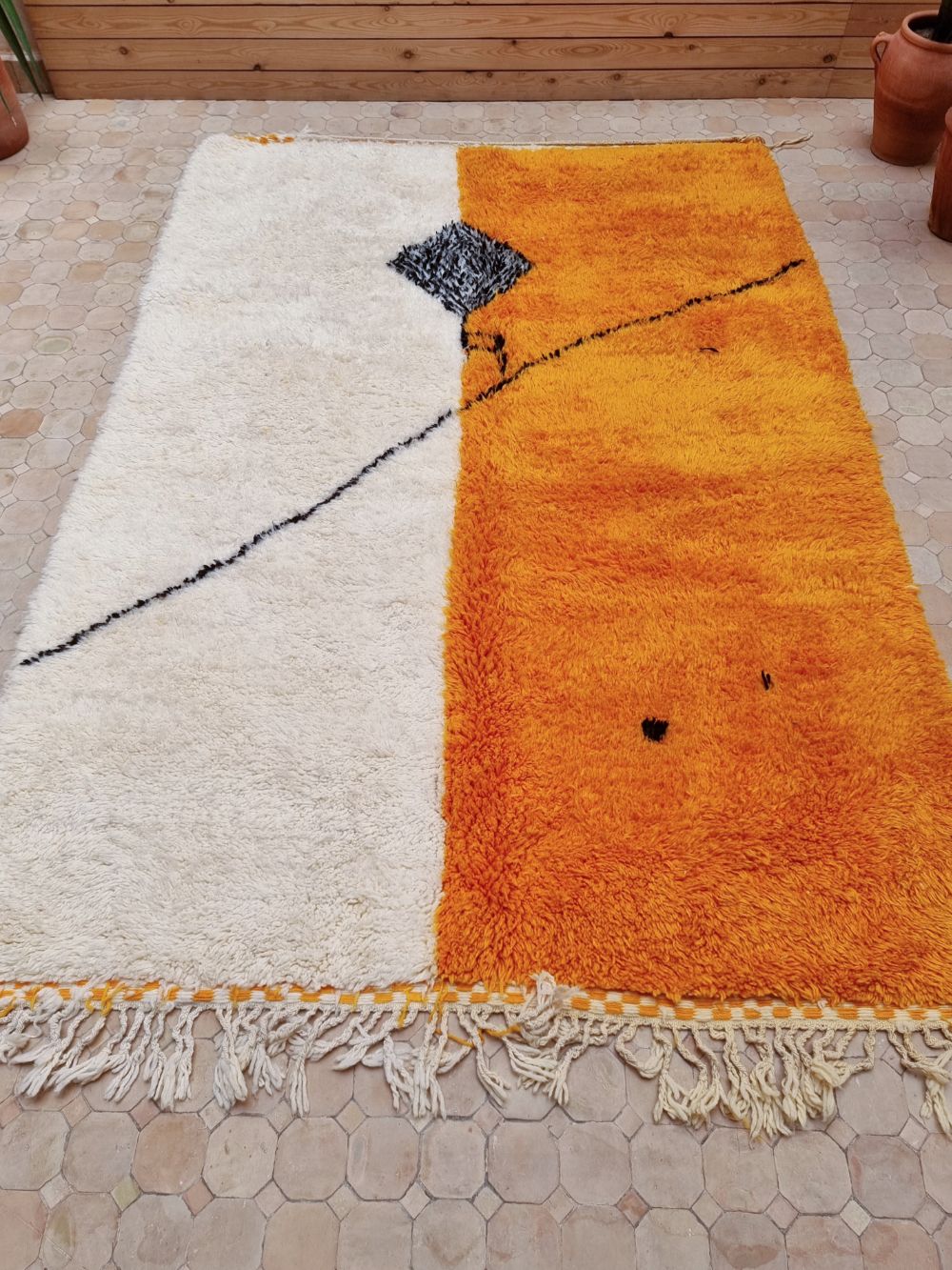 Moroccan Hanzo Rug 255x170cm