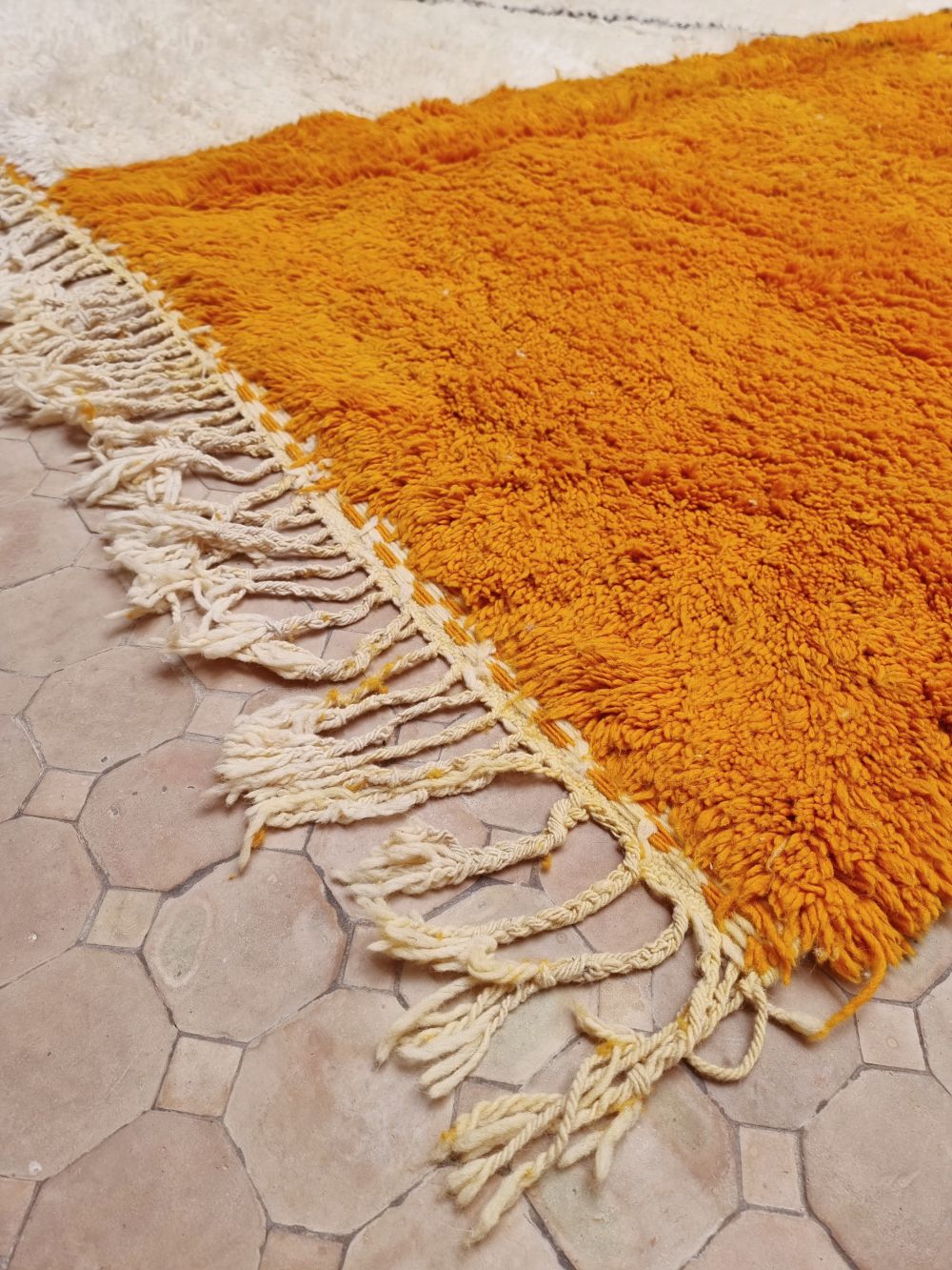 Moroccan Hanzo Rug 325x215cm