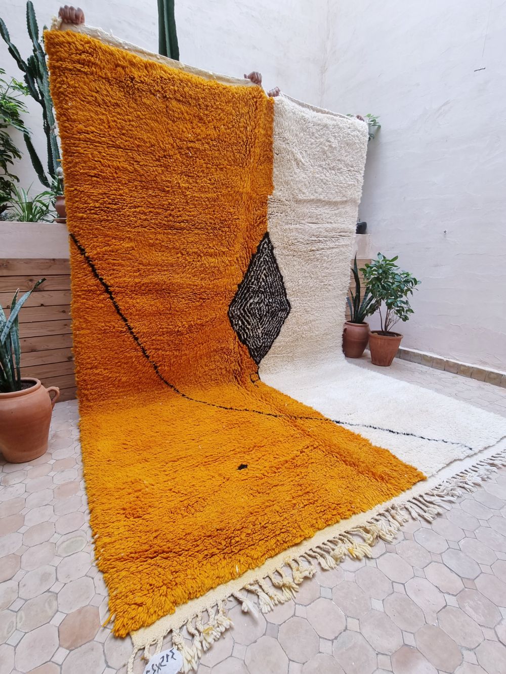 Moroccan Hanzo Rug 315x210cm