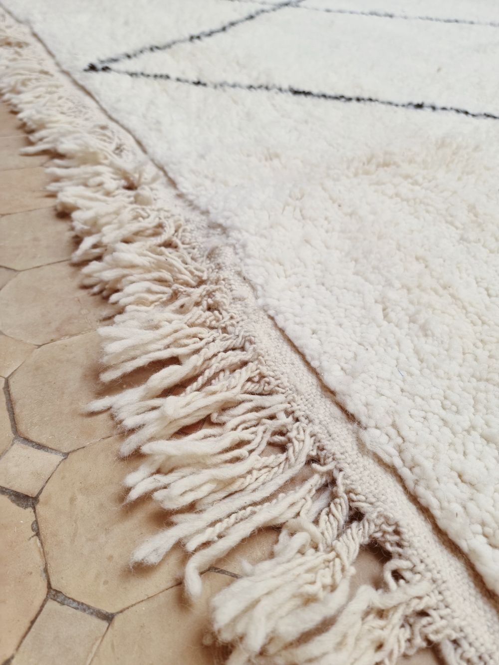 Moroccan Diamond Rug 370x250cm
