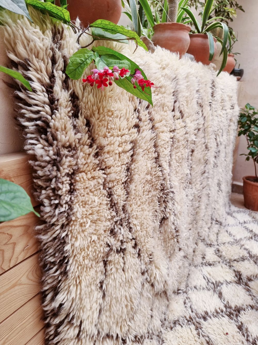 Moroccan vintage Beni Ouarain Rug 345x200cm
