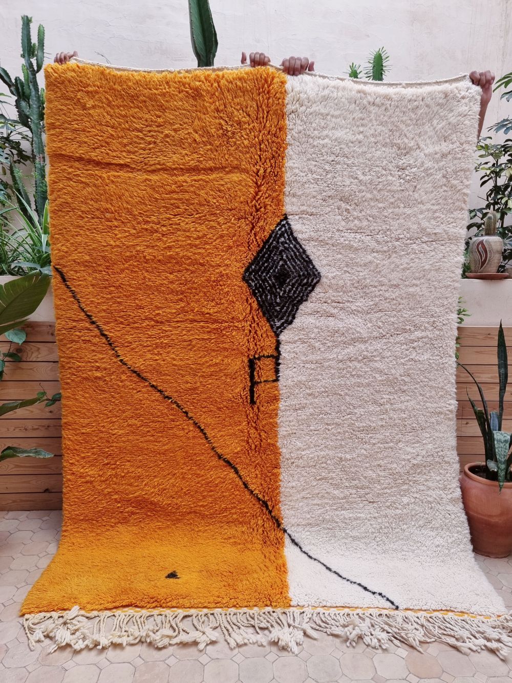 Moroccan Hanzo Rug 220x160cm