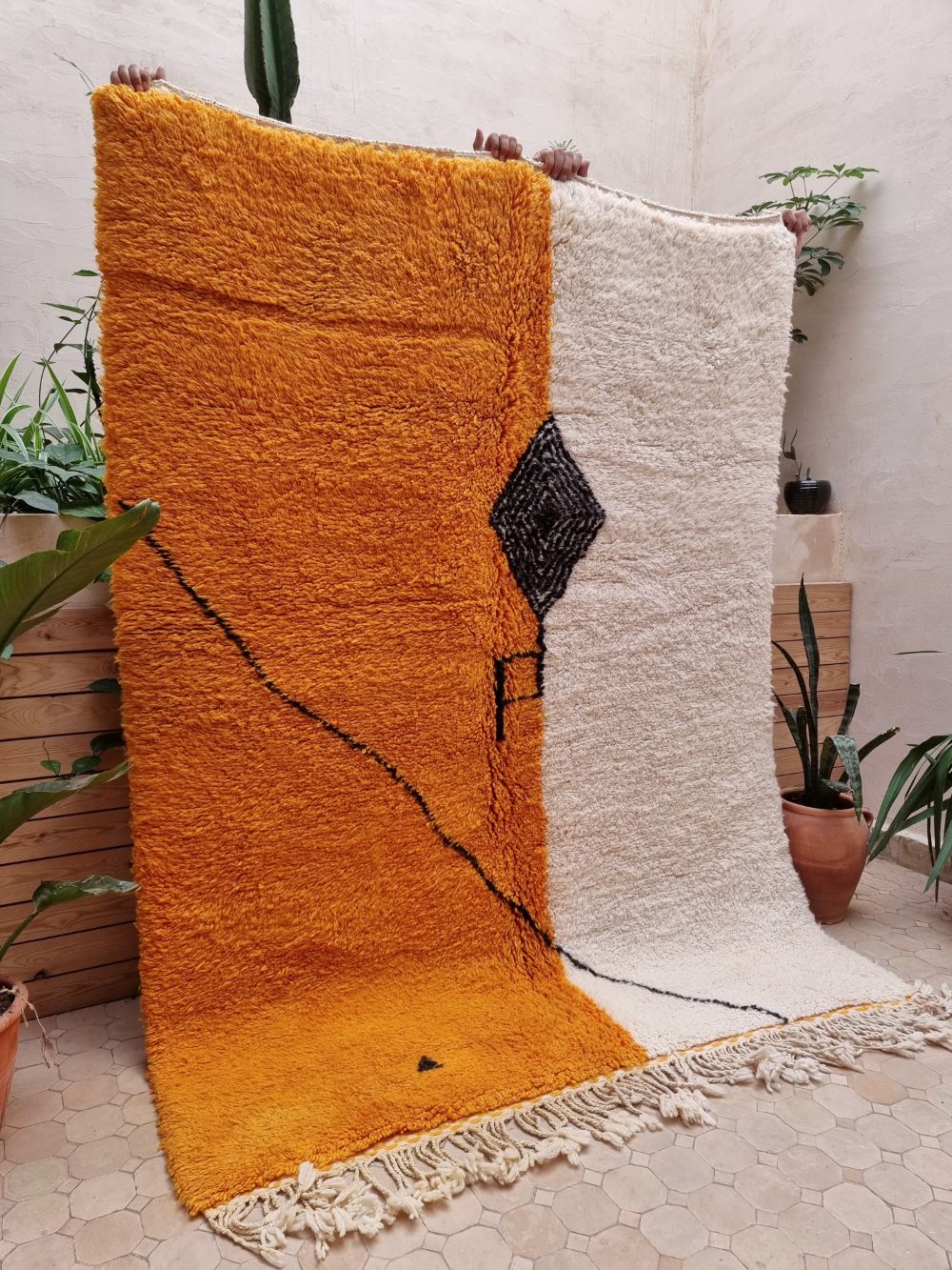 Moroccan Hanzo Rug 220x160cm