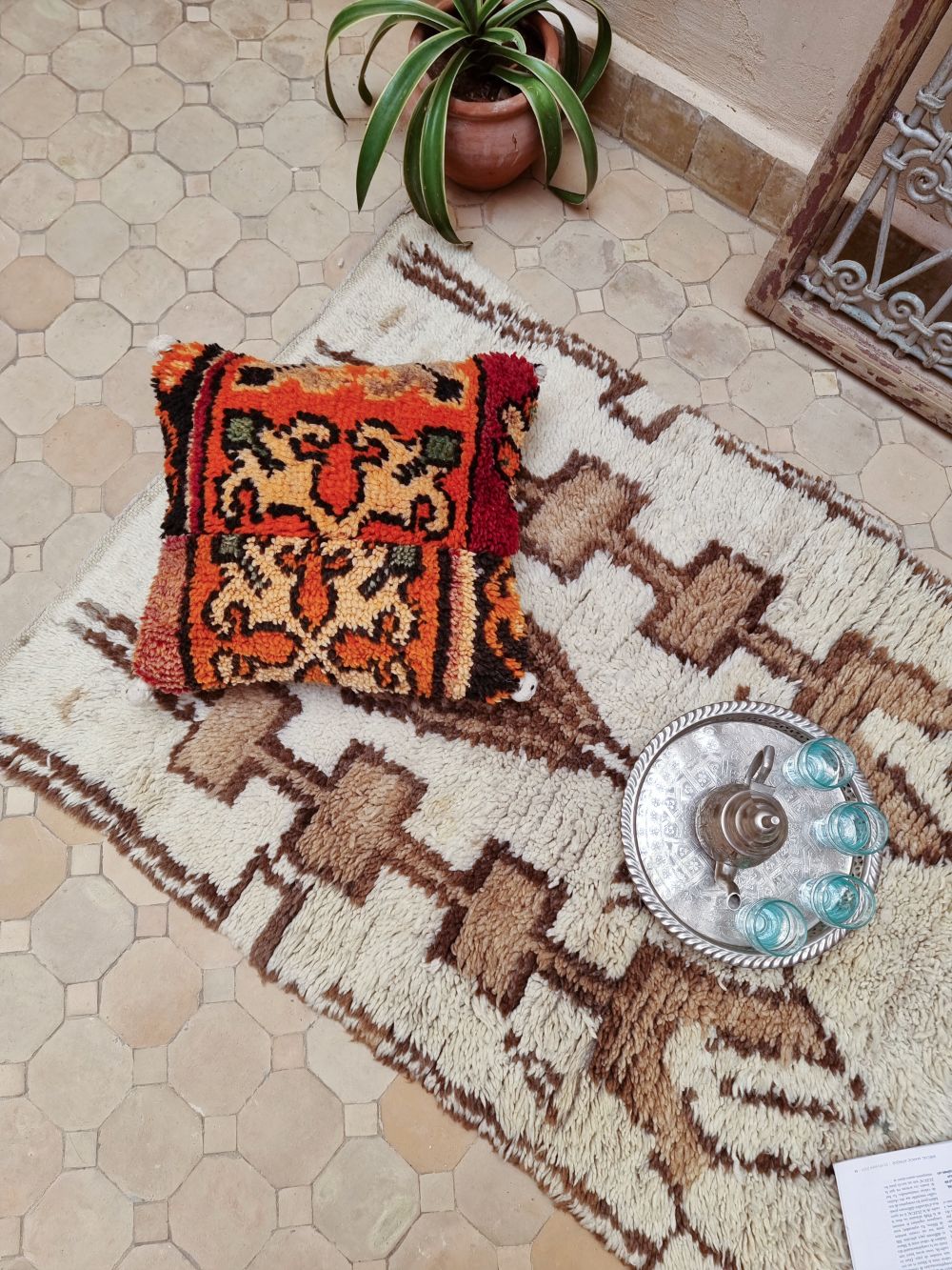Moroccan vintage Beni Ouarain Rug 150x80cm