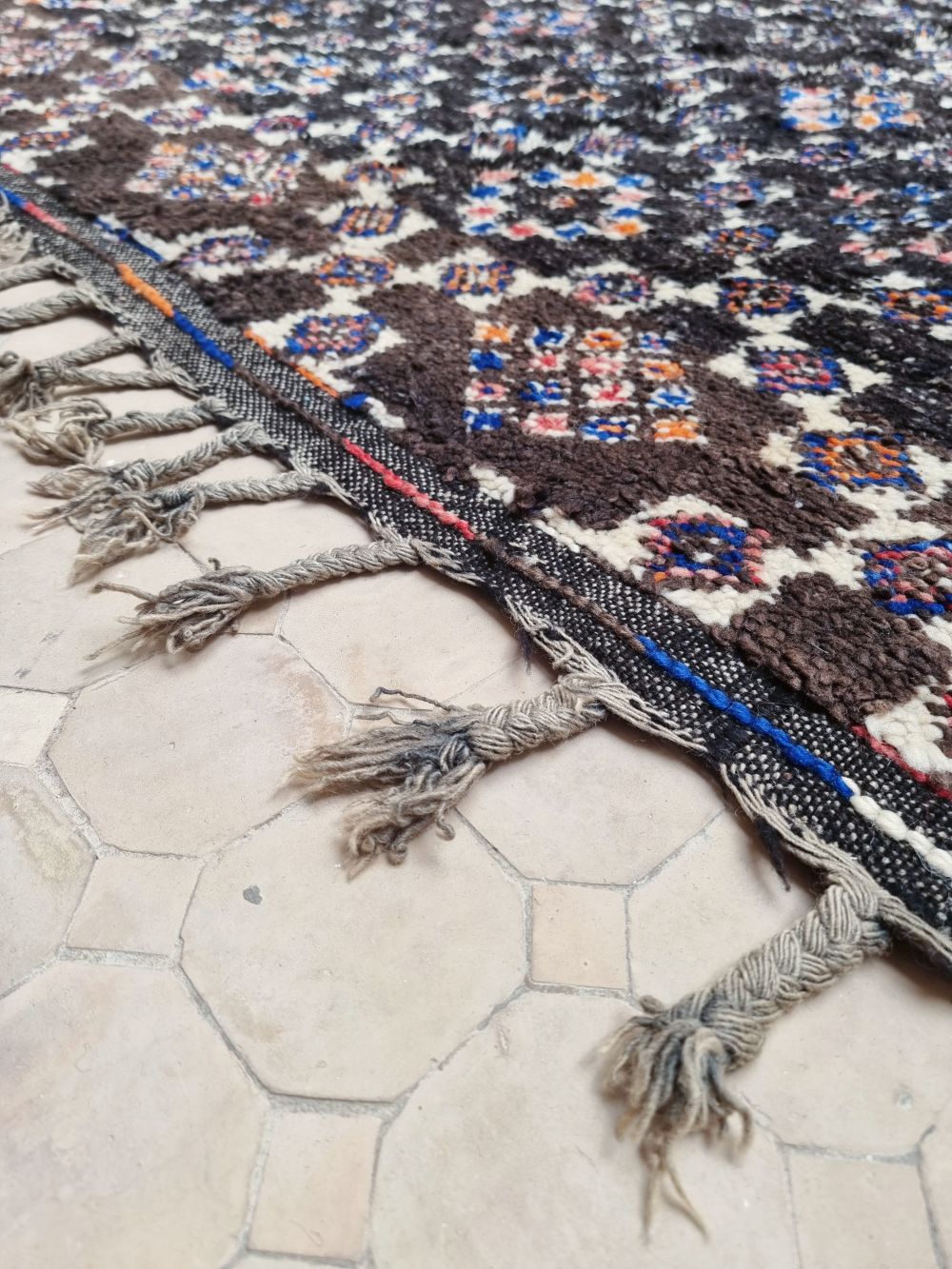 Moroccan Vintage Beni M'Guild Rug 335x195cm