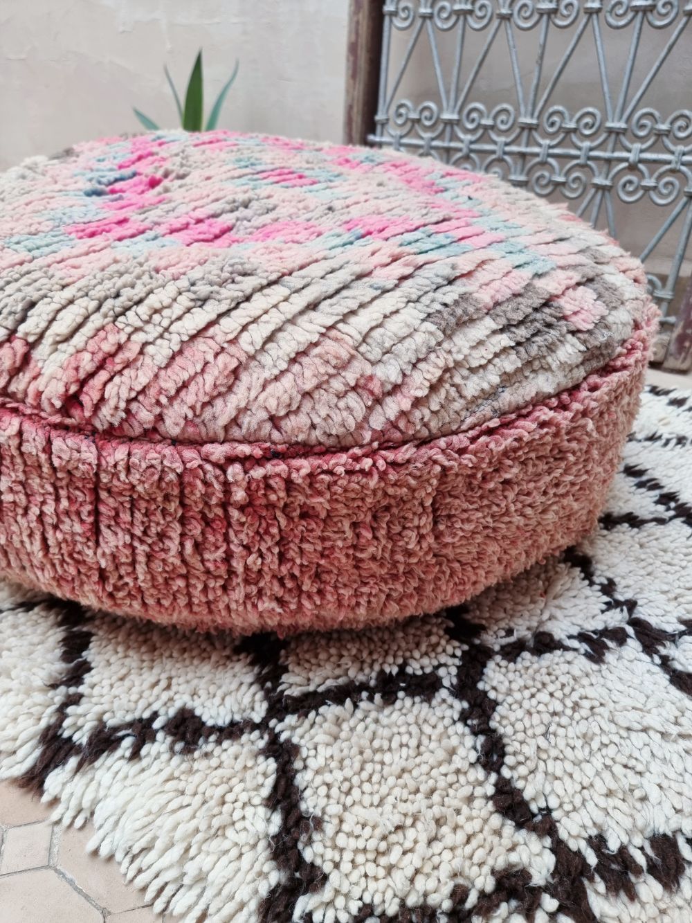 Moroccan Vintage Checkered Round Pouf