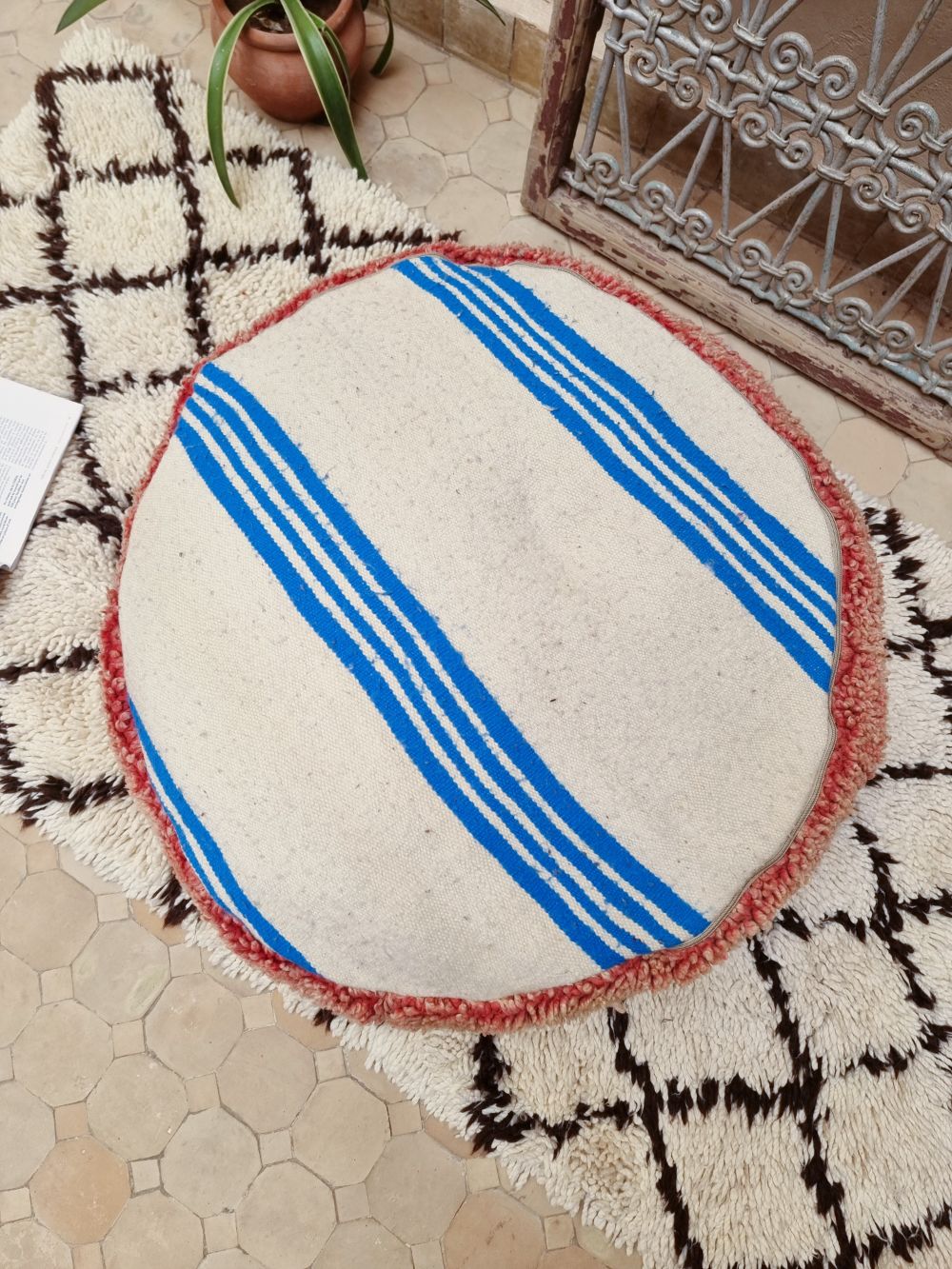 Moroccan Vintage Checkered Round Pouf