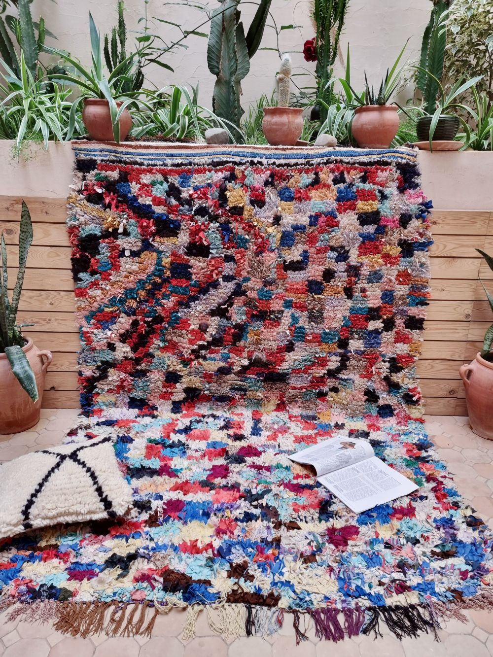 Moroccan Vintage Boucherouite Rug 220x140cm