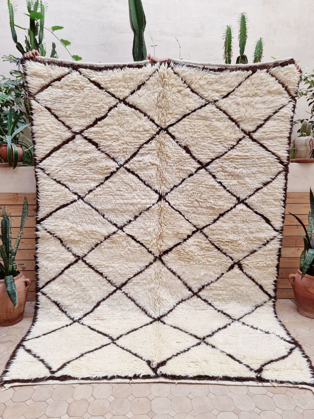Marokkolainen vintage Beni Ouarain matto 240x175cm