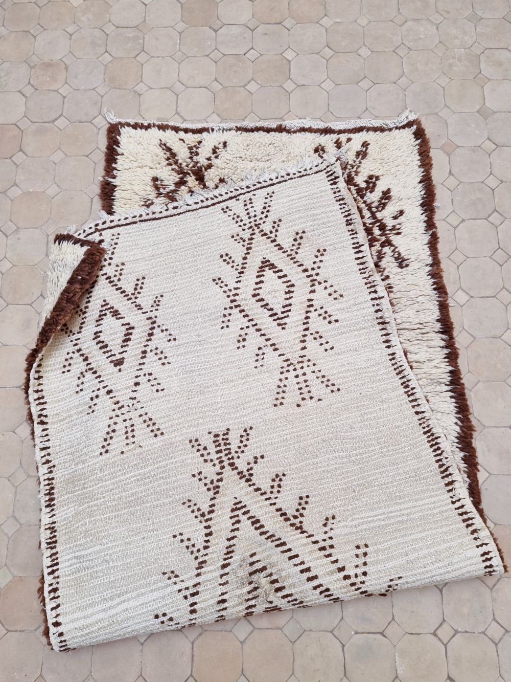 Moroccan vintage Beni Ouarain Rug 205x80cm