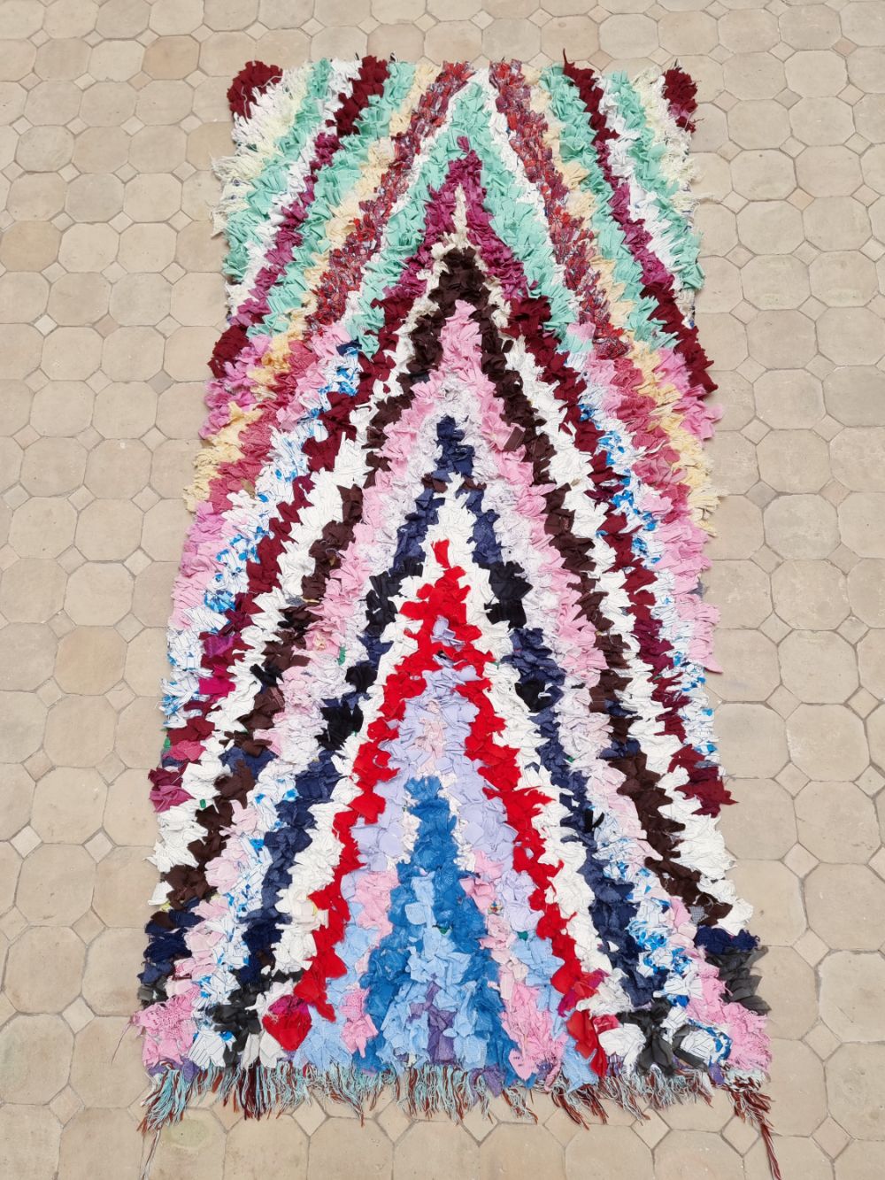 Marokkolainen vintage Boucherouite matto 150x70cm