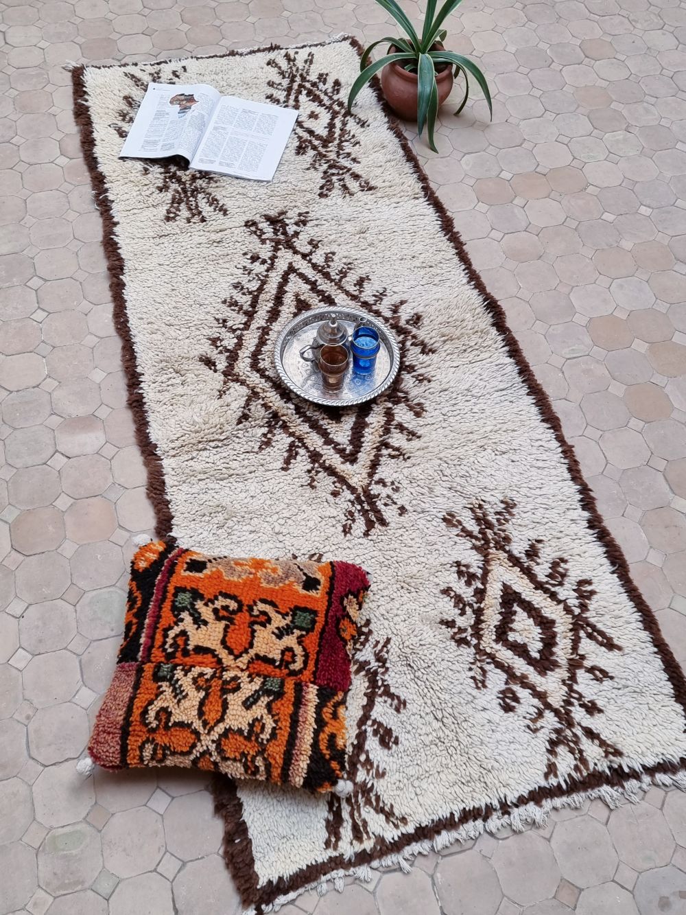 Moroccan vintage Beni Ouarain Rug 205x80cm