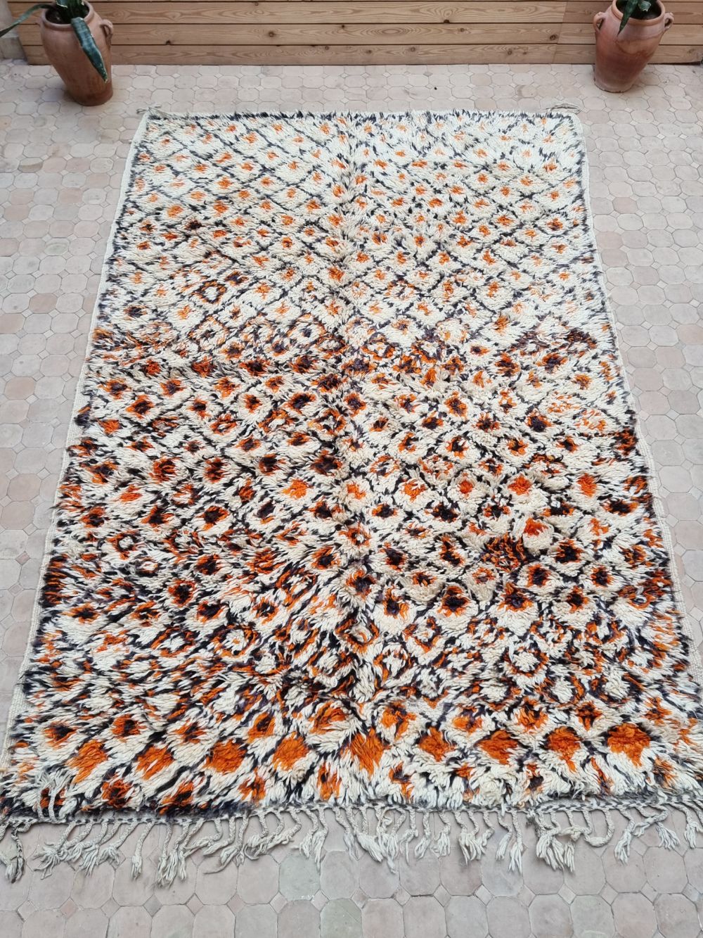 Moroccan vintage Beni Ouarain Rug 290x190cm
