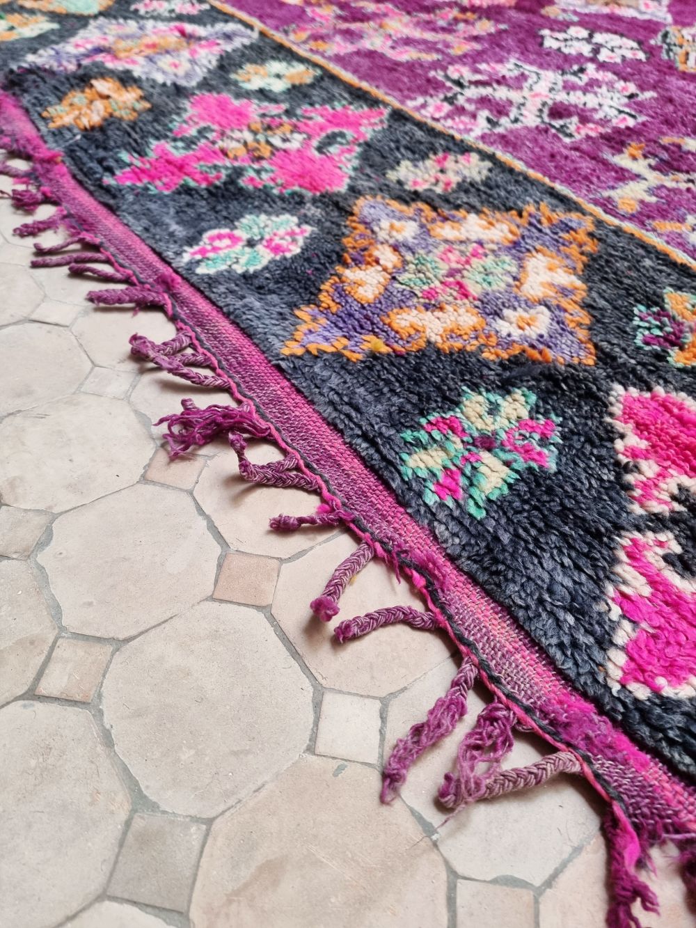 Moroccan Vintage Beni M'Guild Rug 420x225cm