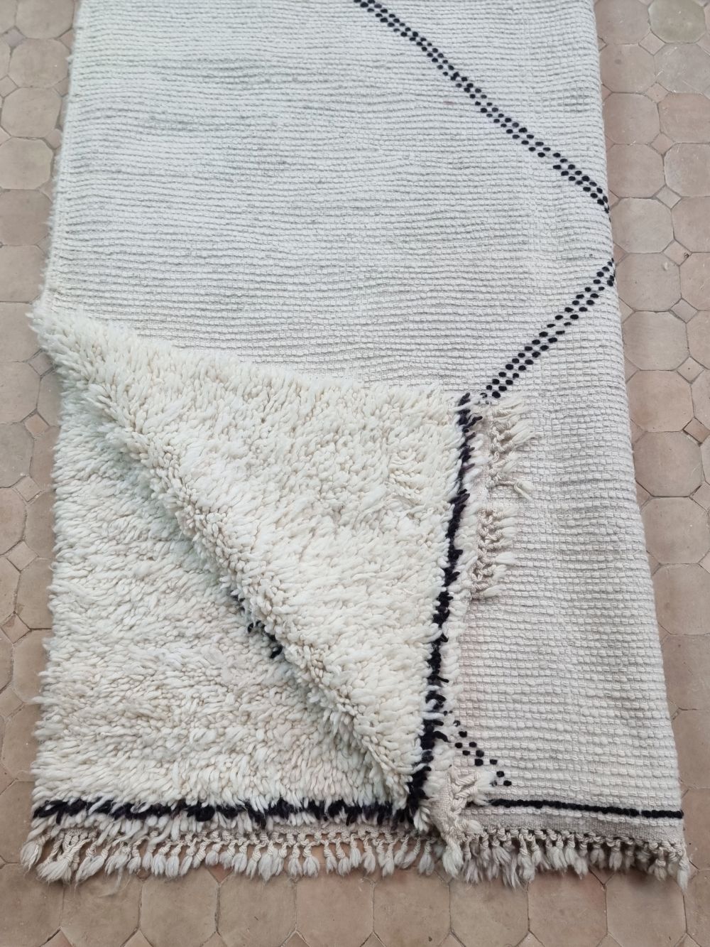 Moroccan Diamond Rug 225x170cm