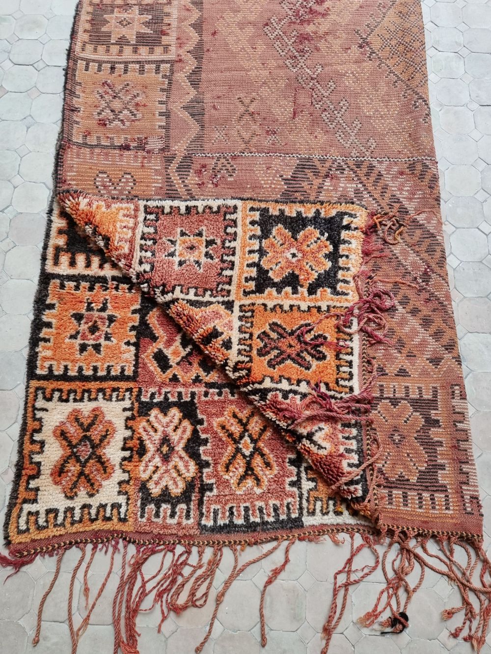 Moroccan Vintage Boujaad Rug 325x210cm
