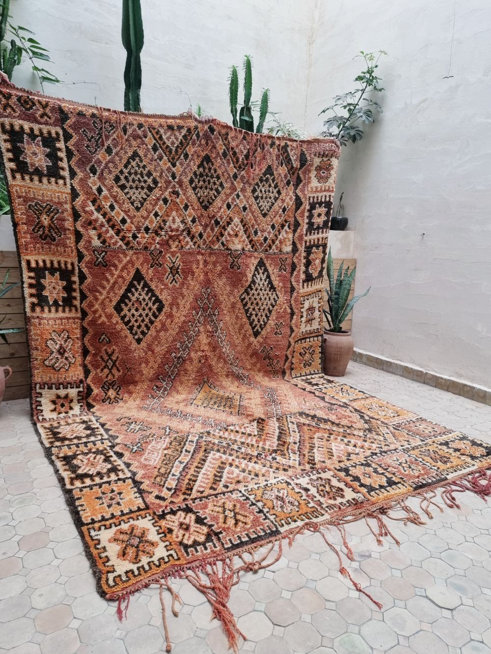Moroccan Vintage Boujaad Rug 325x210cm