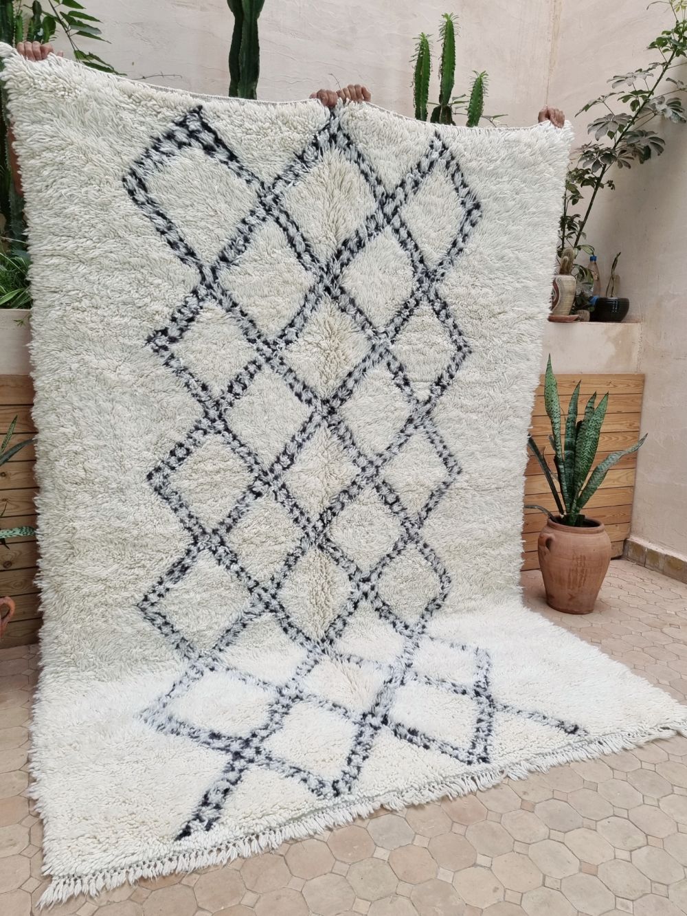 Moroccan Diamond Rug 240x170cm