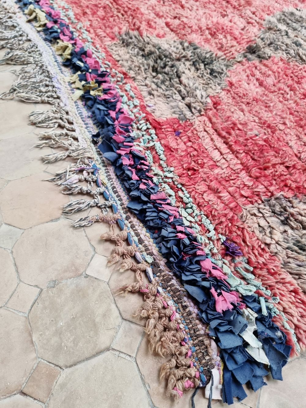 Moroccan Vintage Boujaad Rug 215x110cm