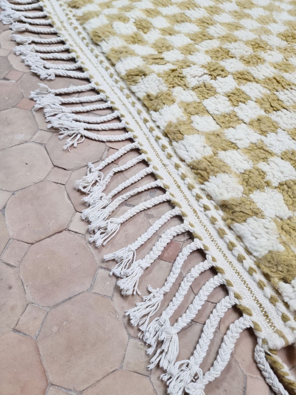 Marokkolainen ruudullinen matto 150x105cm