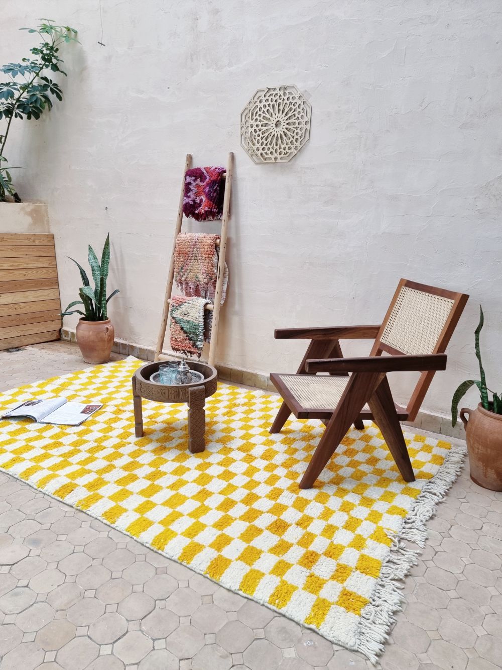 Moroccan Checkered Rug 240x150cm