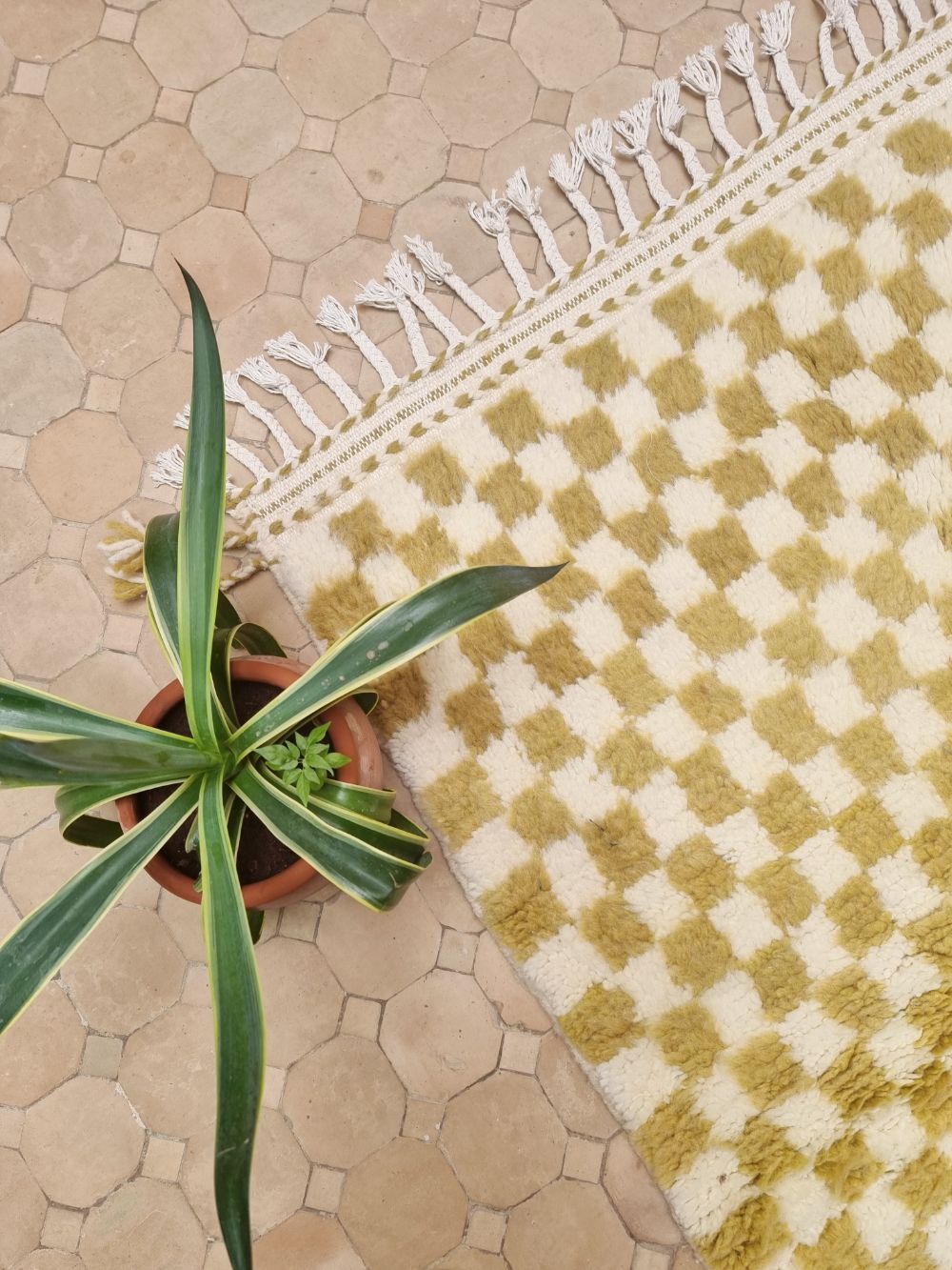 Marokkolainen ruudullinen matto 150x105cm
