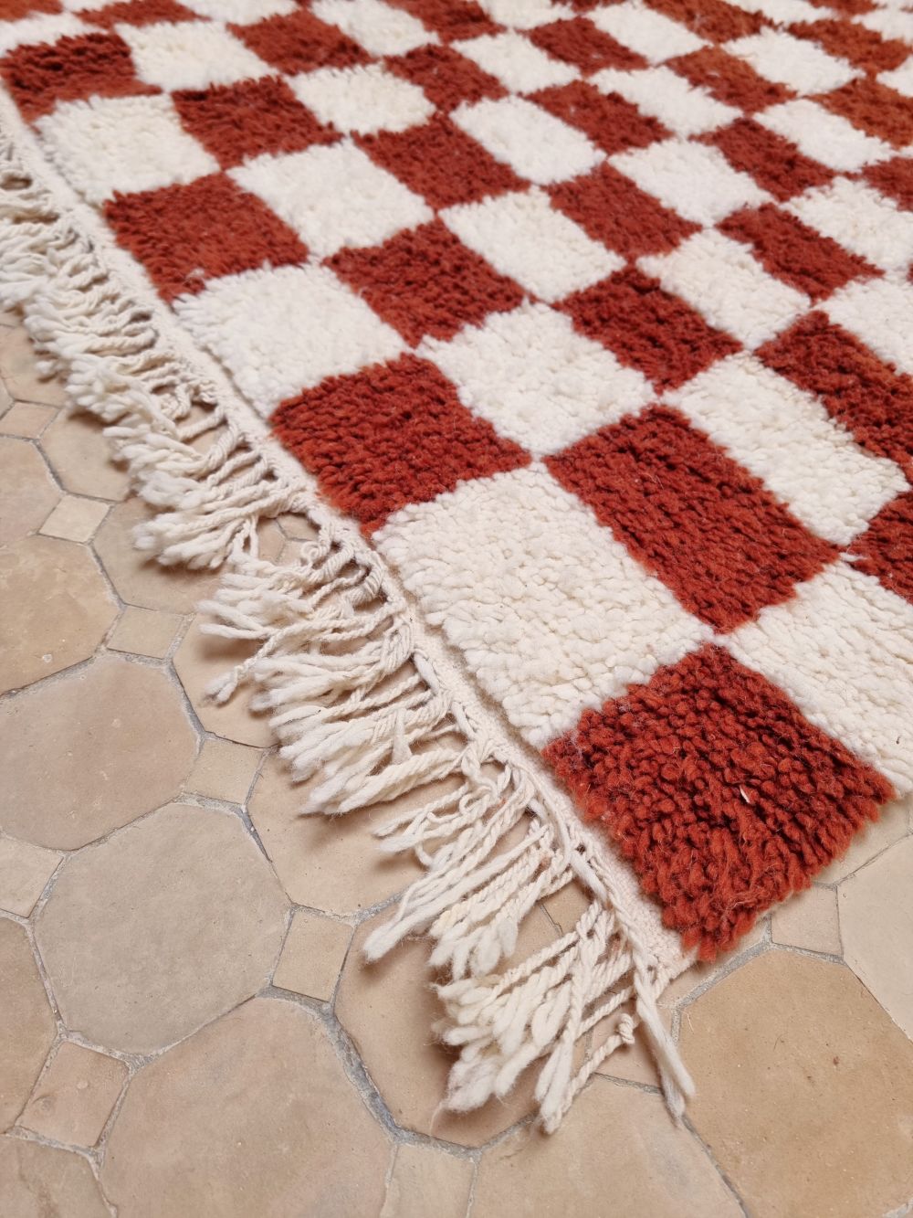 Marokkolainen ruudullinen matto 245x165cm