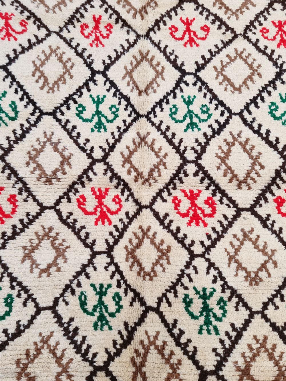 Moroccan Vintage Azilal Rug 285x165cm