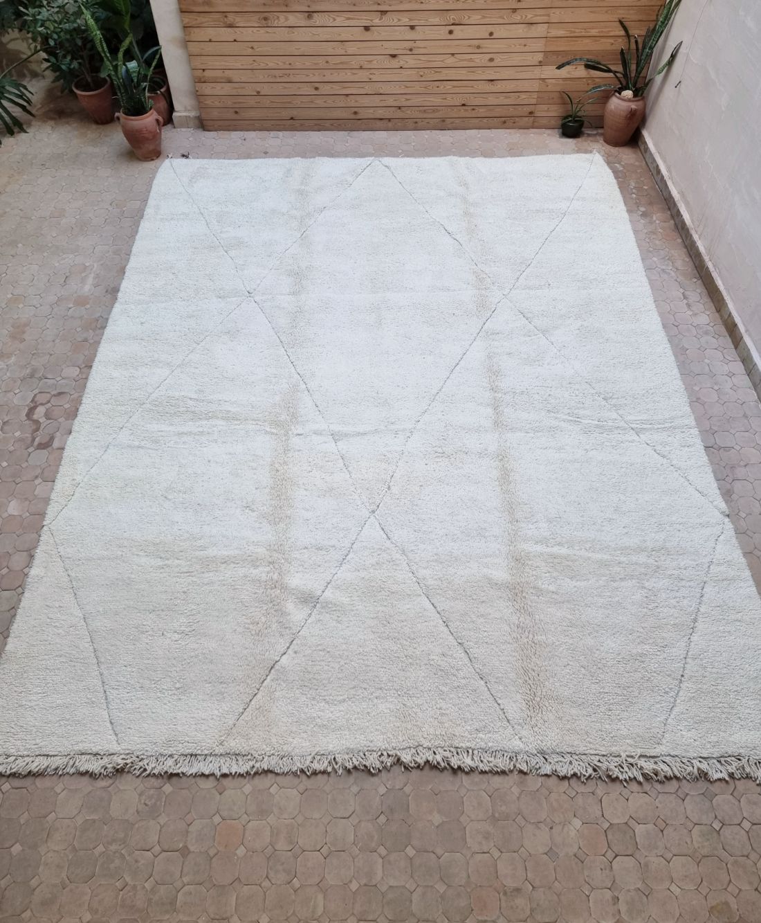 Moroccan All White Rug 405x315cm