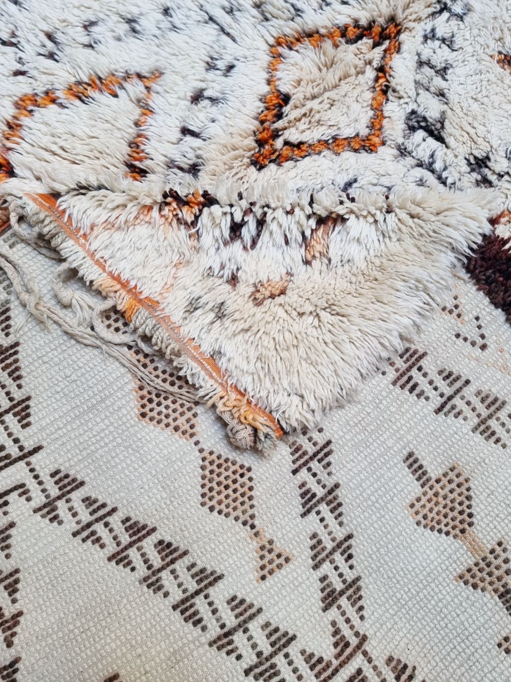 Moroccan vintage Beni Ouarain Rug 420x225cm