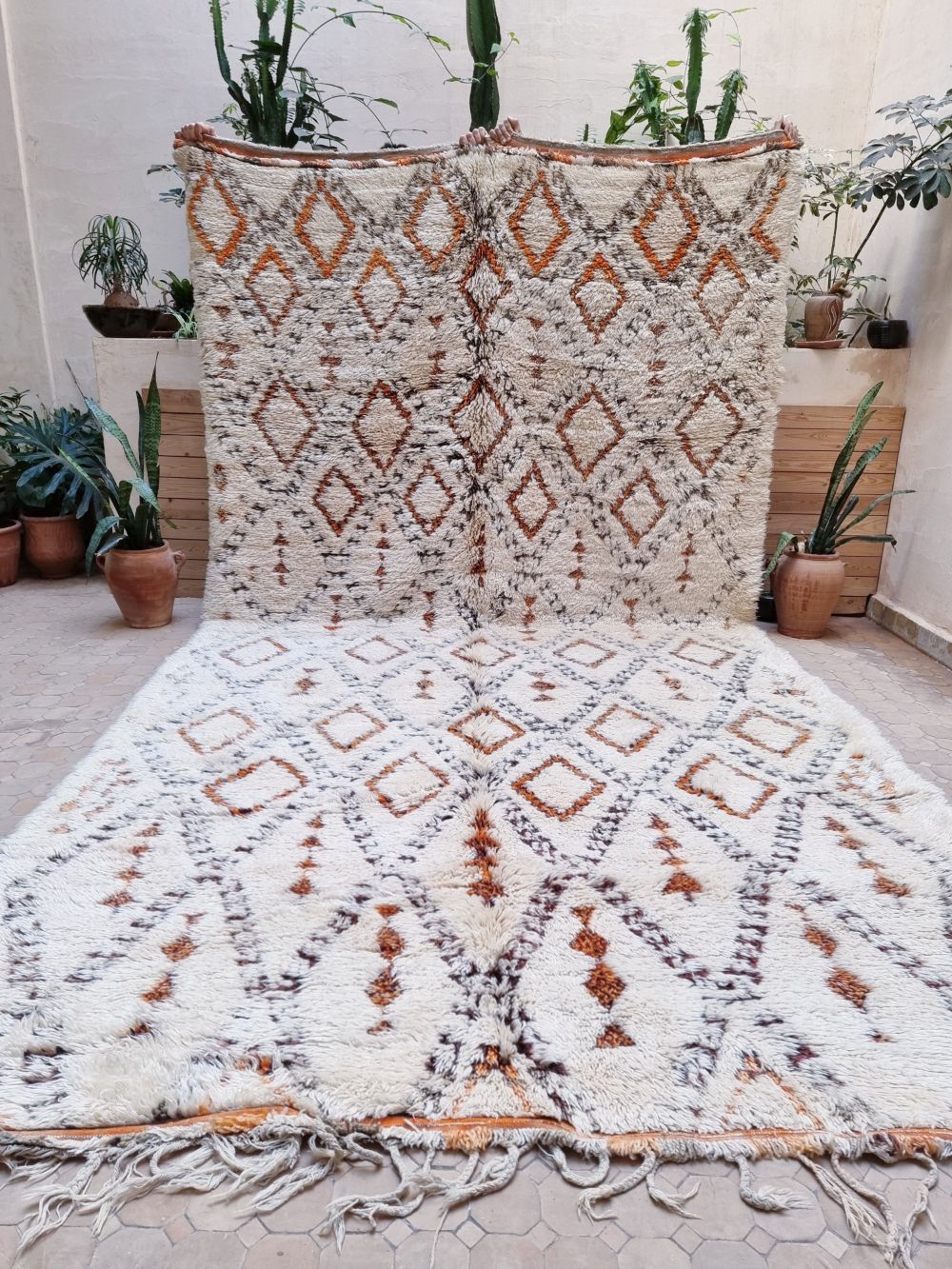 Moroccan vintage Beni Ouarain Rug 420x225cm
