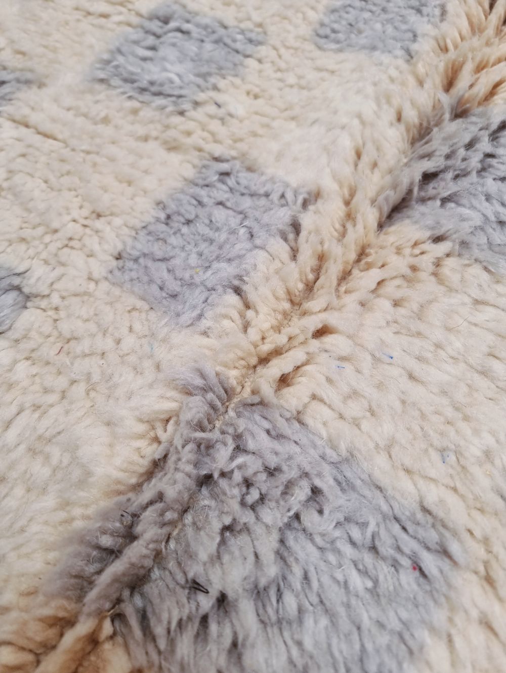 Moroccan Checkered Frame Rug 220x160cm