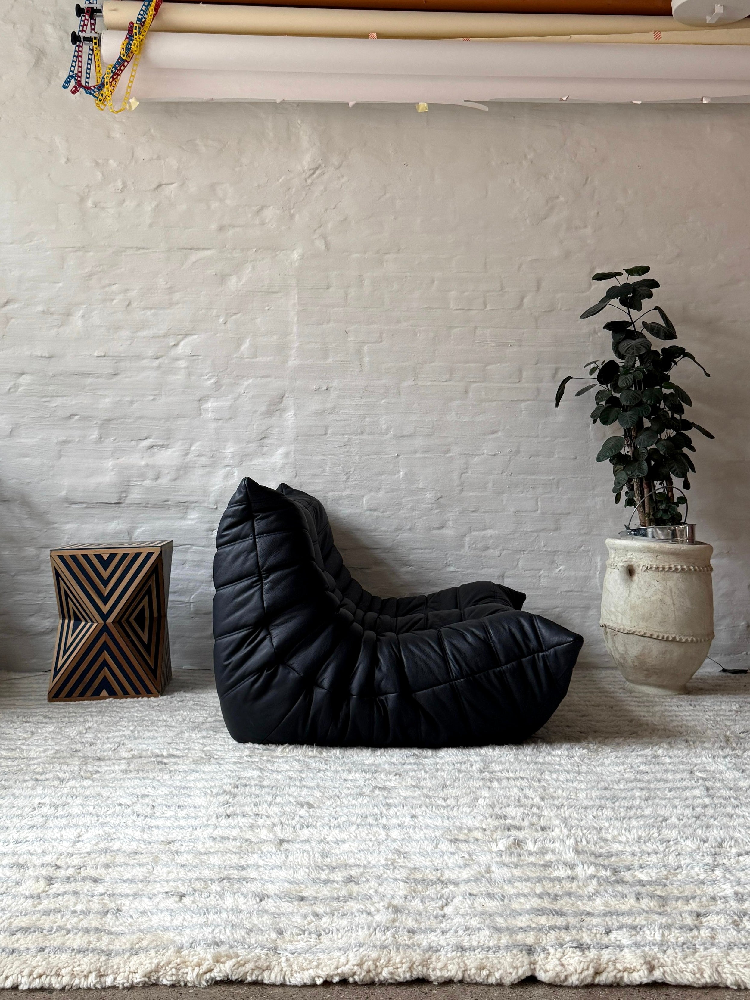 Togo Sofa by Michel Ducaroy, Black Leather 2-Seater