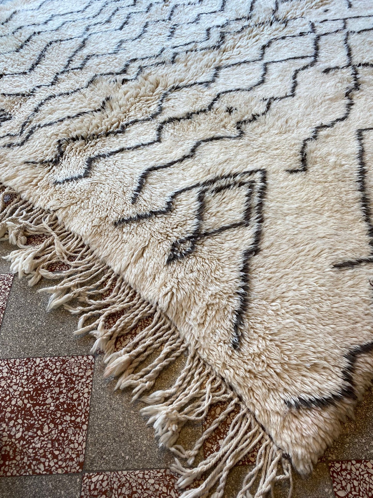 Marokkolainen Mrirt matto 255x190cm