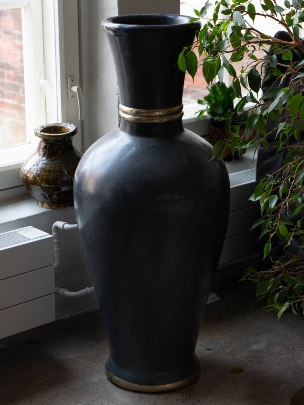 Tadelakt Ceramic Vase