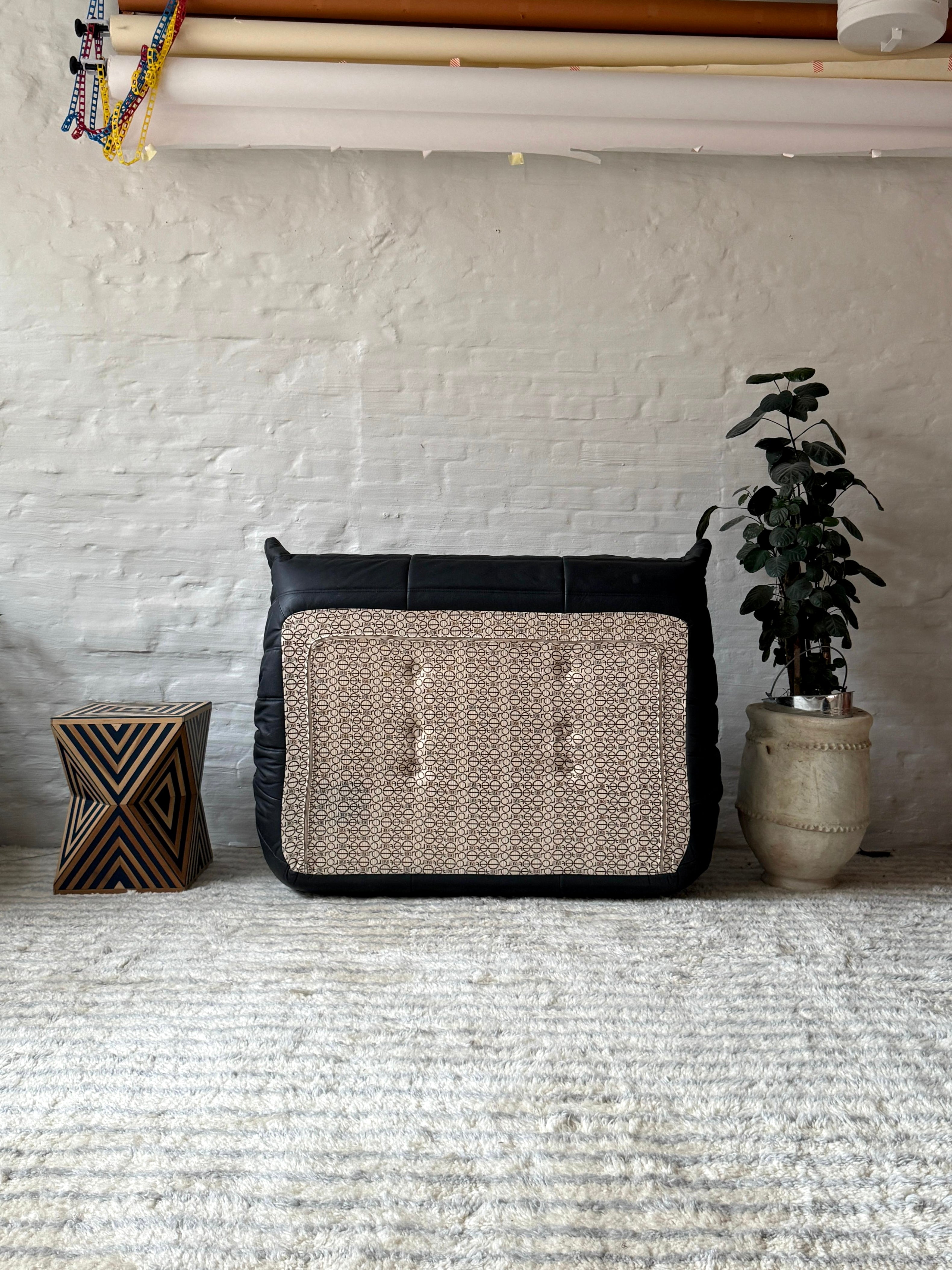 Togo Sofa by Michel Ducaroy, Black Leather 2-Seater