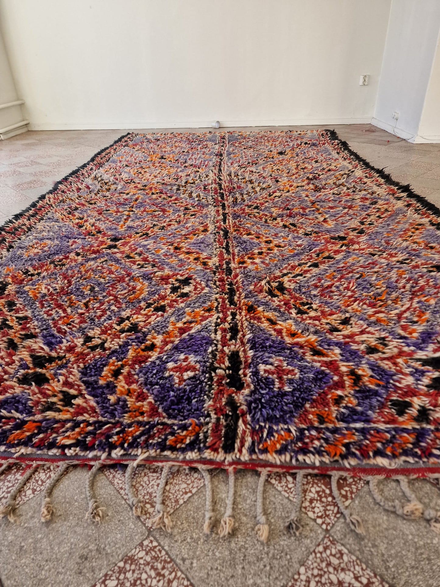 Moroccan Vintage Beni M'Guild Rug 380x200cm
