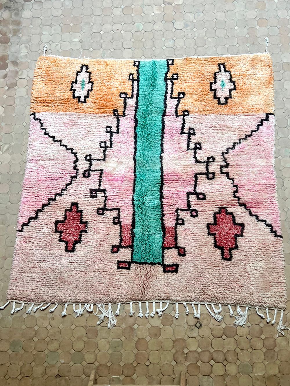 Marokkolainen Boujaad-matto 230x215cm