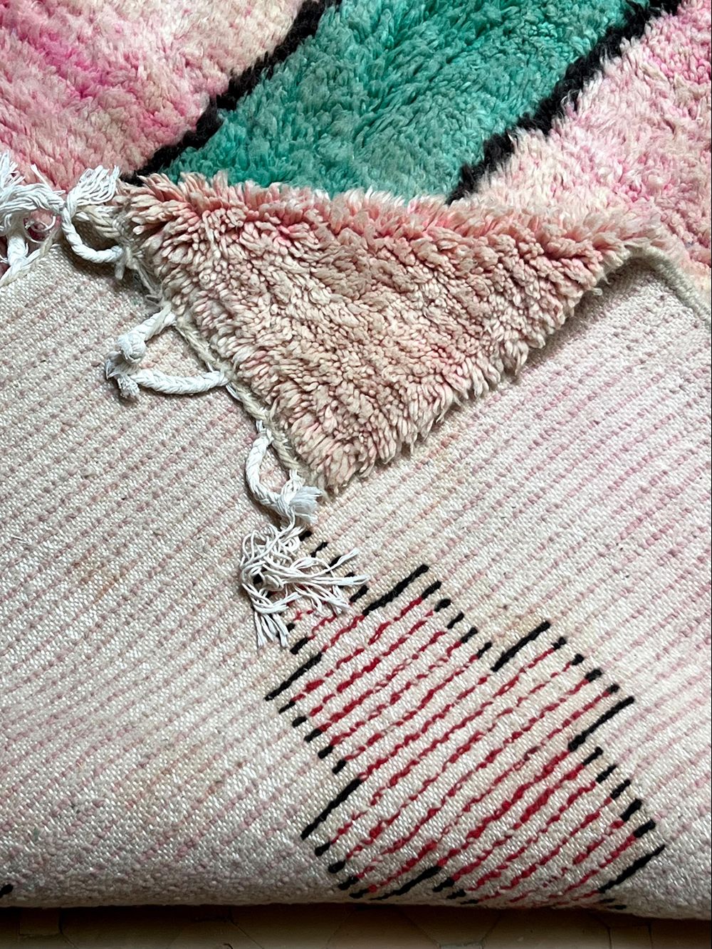 Marokkolainen Boujaad-matto 230x215cm