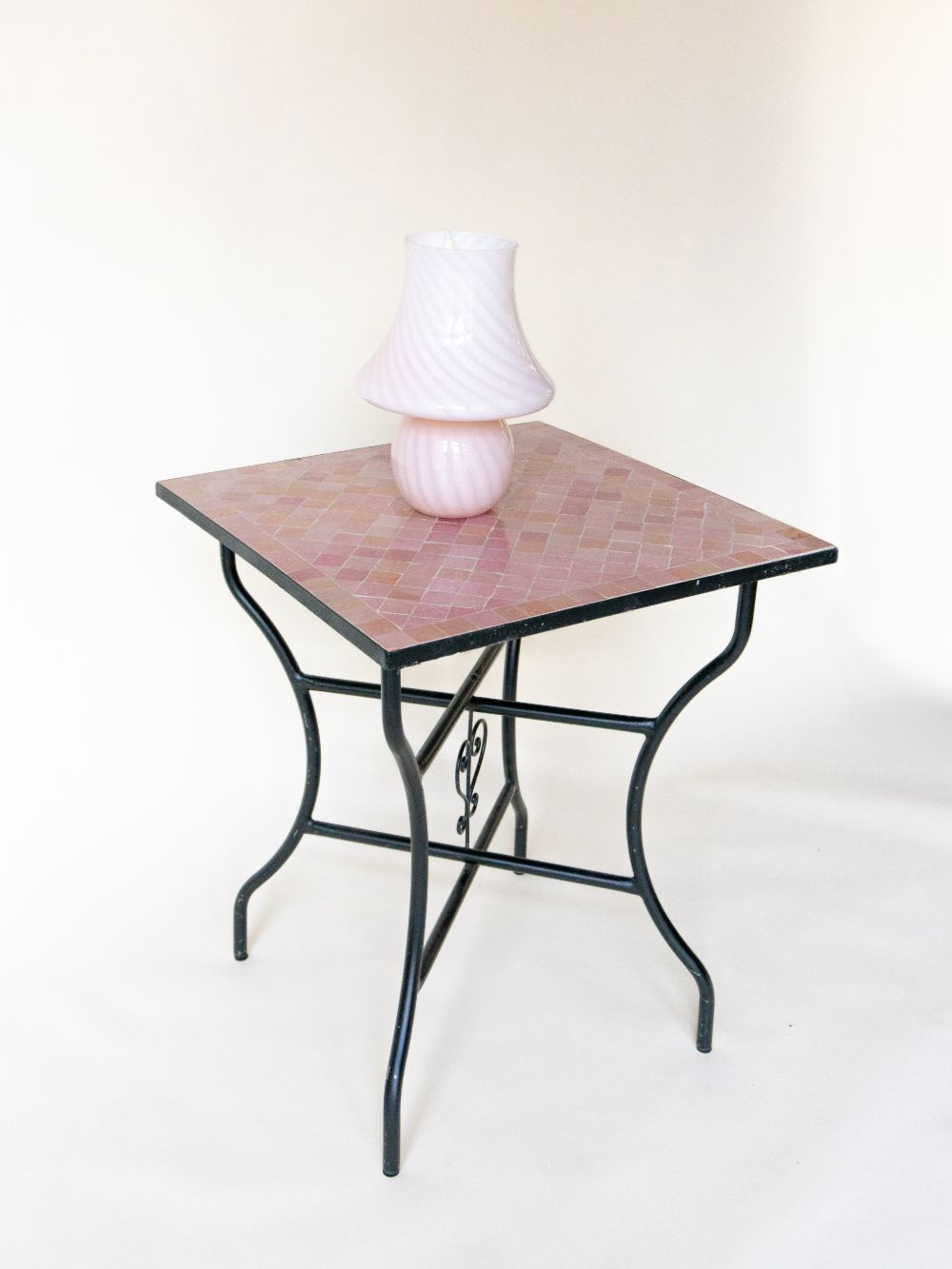 Mosaic Table Pink