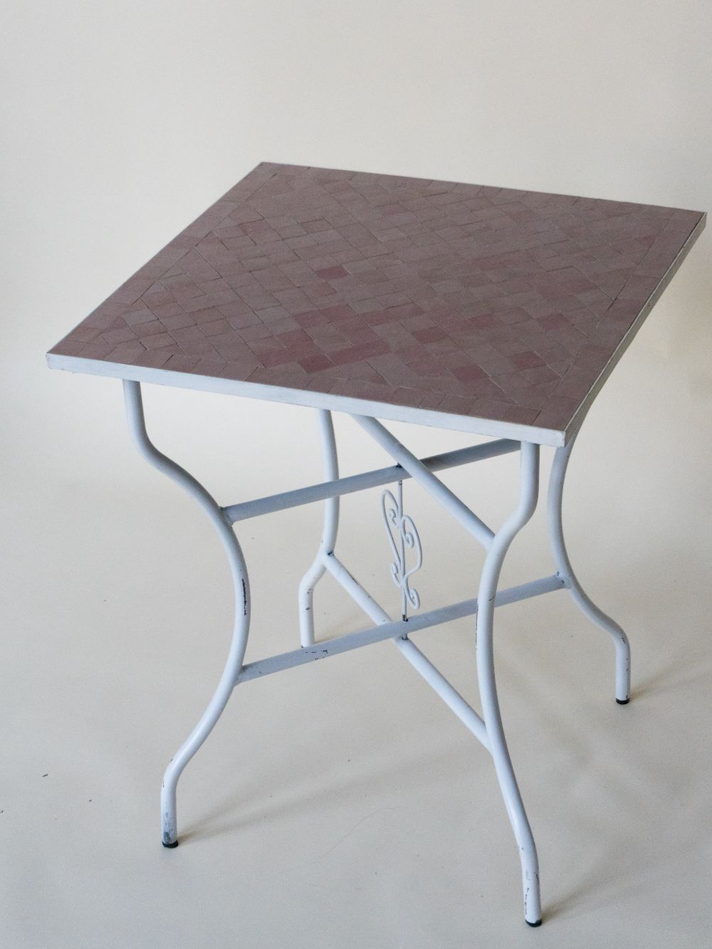 Mosaic Table Pink