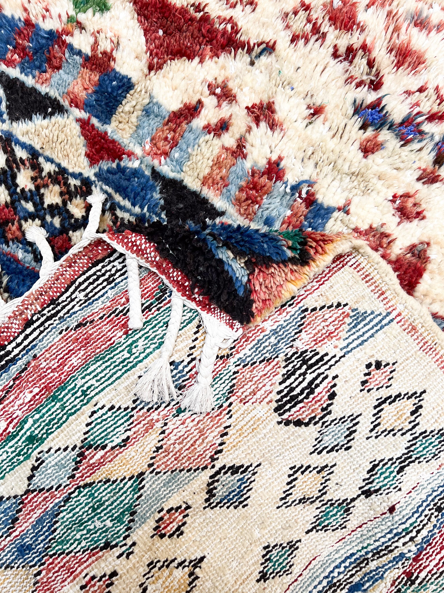 Moroccan Vintage Azilal Rug 155x145cm