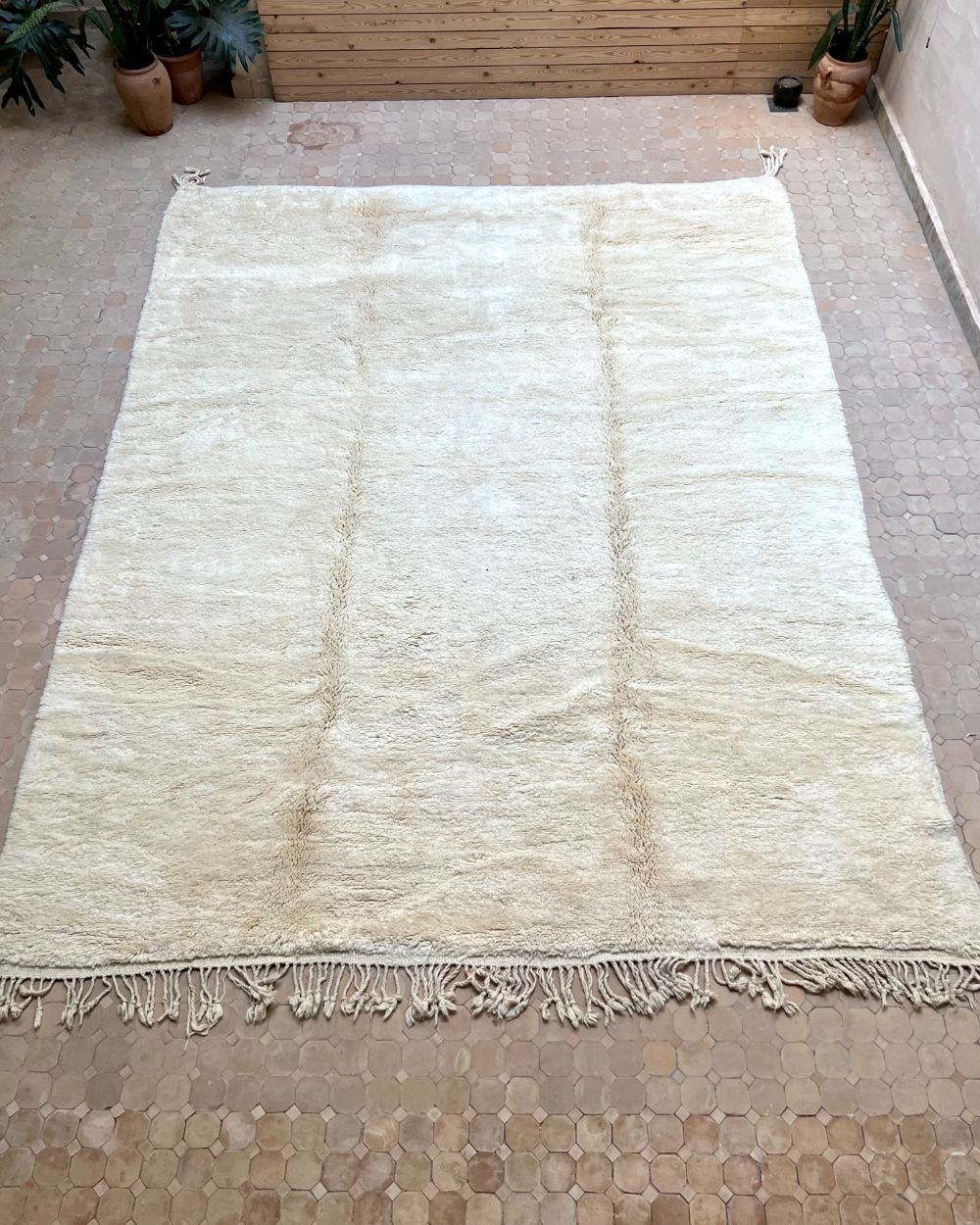 Moroccan All White Rug 390x305cm