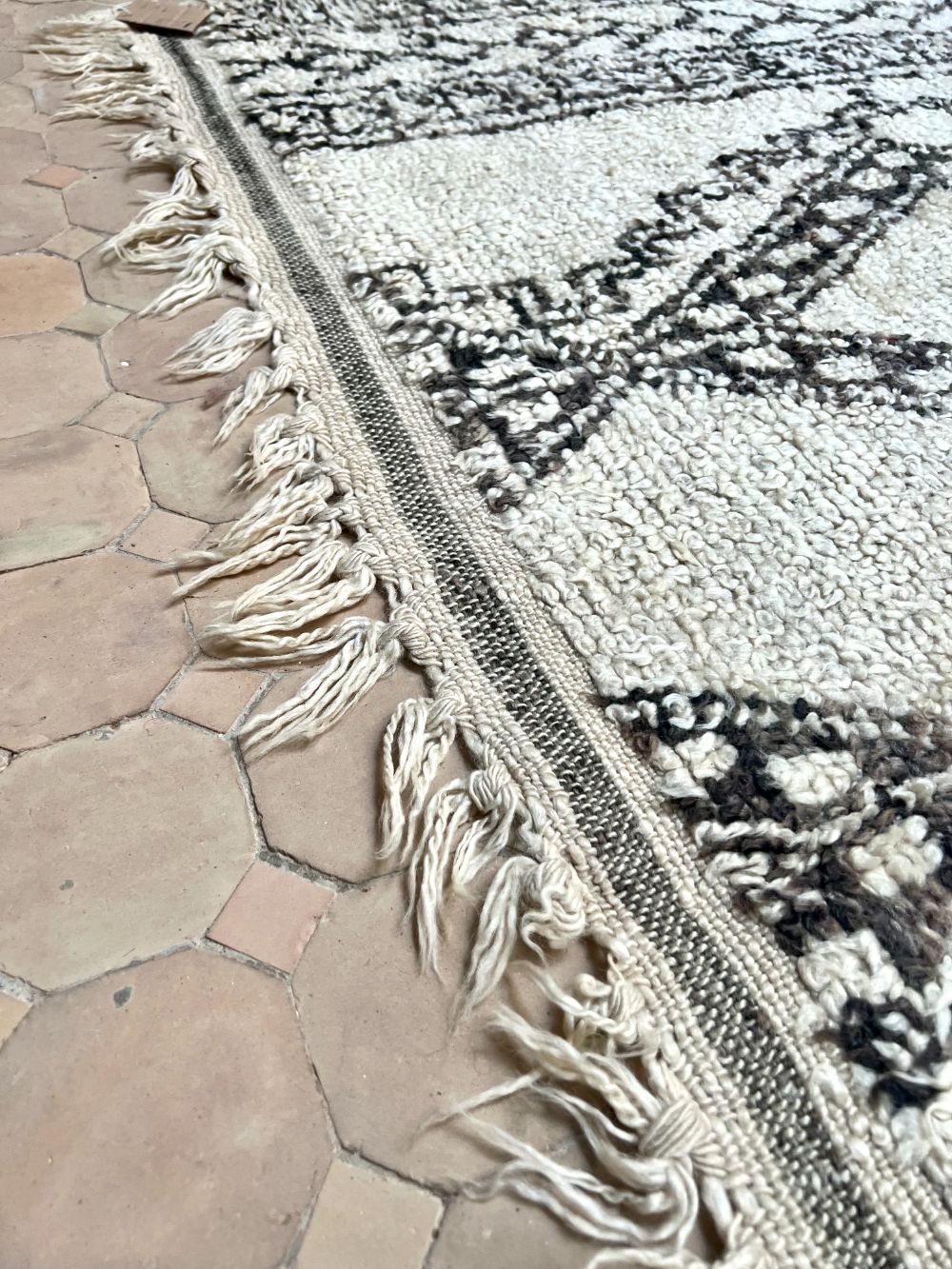 Moroccan Vintage Marmoucha Rug 270x185cm